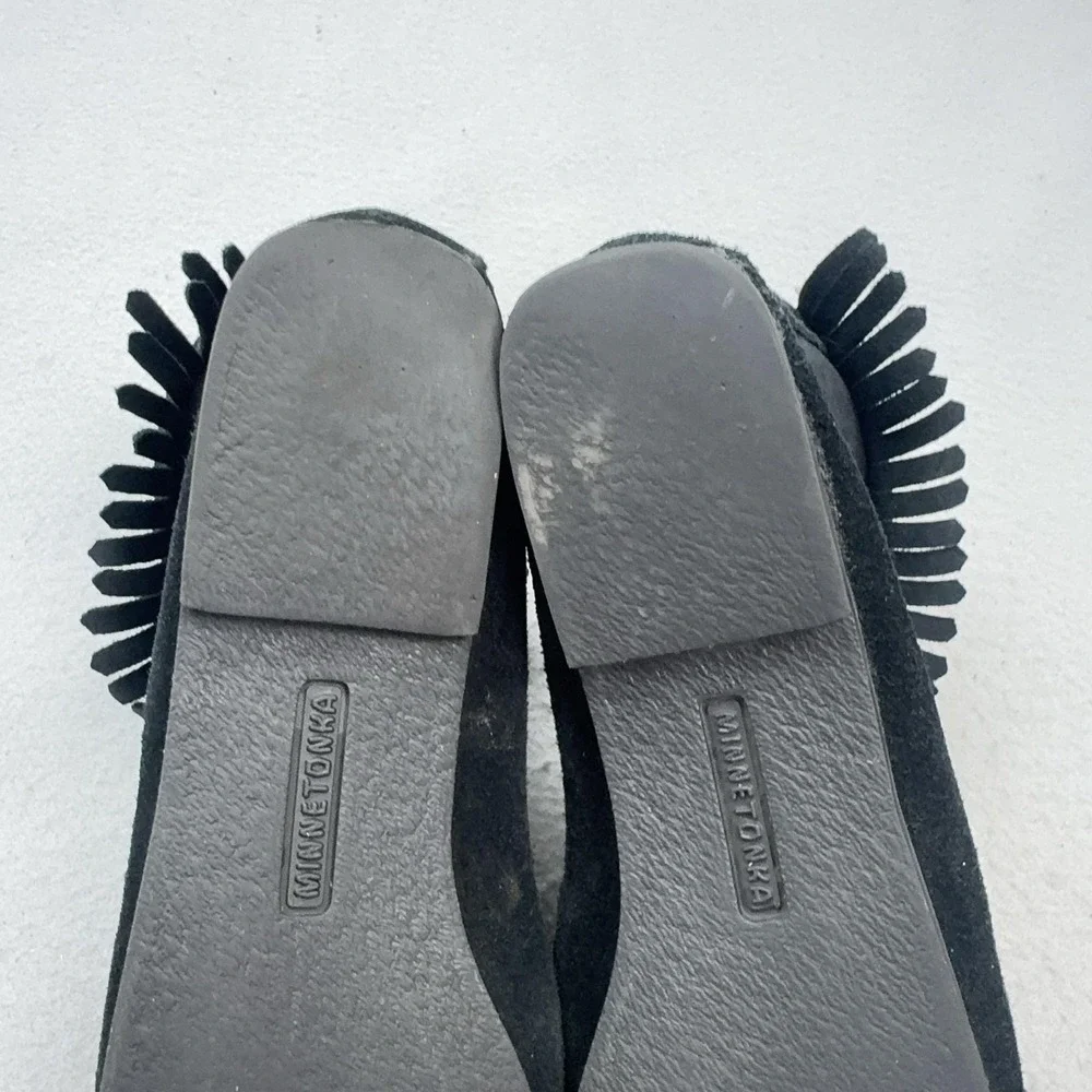 Minnetonka Boots Womens Size 7.5 Black Suede Fringe Ankle Booties Zip 289